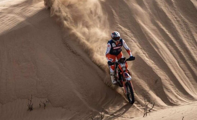 amine-echiguer-leads-general-classification-at-rally-of-morocco-2022