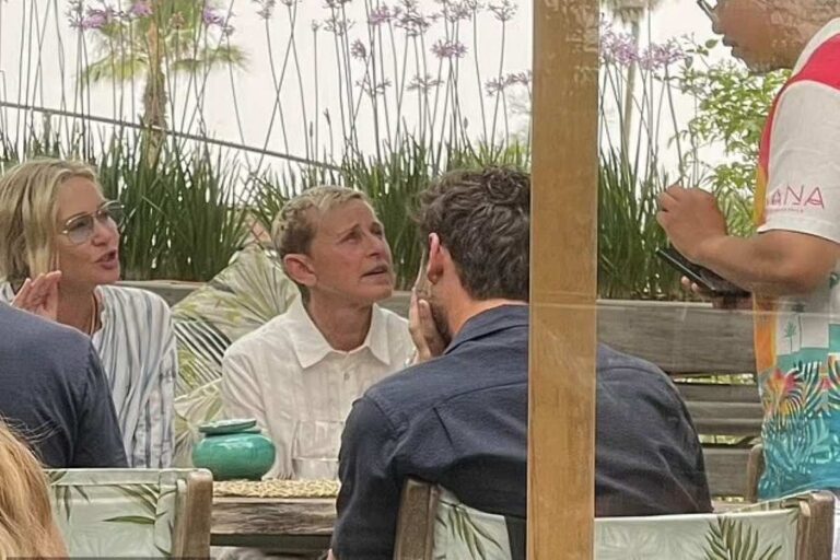 ellen-degeneres-spends-holiday-in-marrakech-after-show-wrap-up