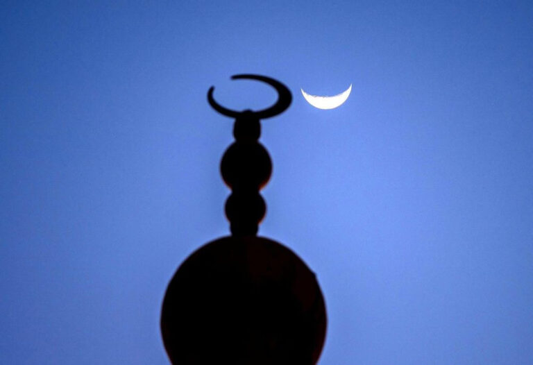 indonesia-celebrates-eid-al-fitr-2023-on-april-22