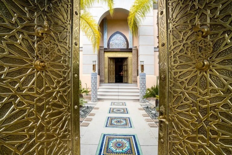 moroccan-inspired-mansion-on-sale-at-10-4-million-in-los-angeles