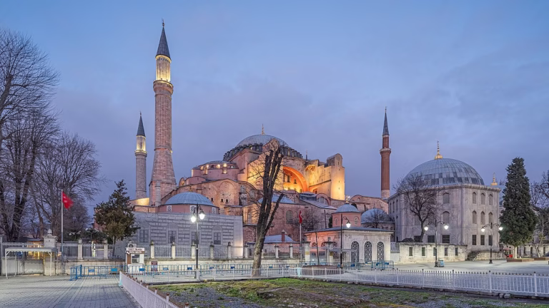 Hagia Sophia in Turkey: The 1,600-Year-Old Icon That Outlived Empires