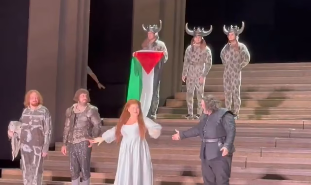 Opera Stage Turns Political as Cast Member Waves Palestinian Flag