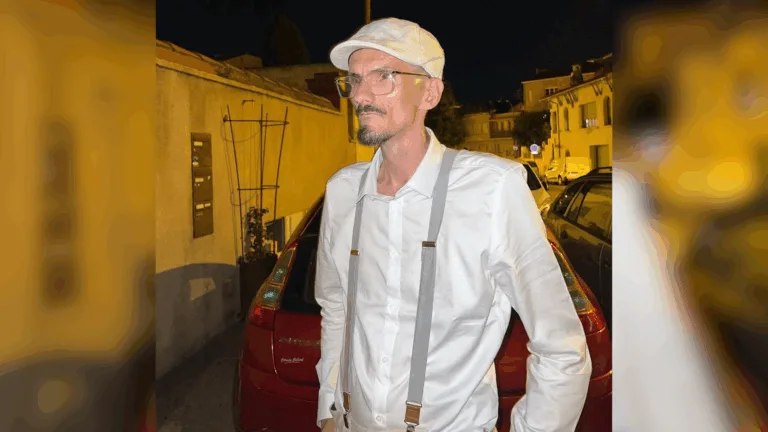 113582-france-streamer-death-thumb-horz