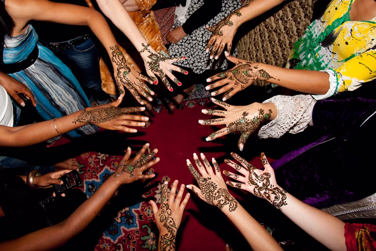 The Ritual Of Henna Night In Moroccan Weddings
