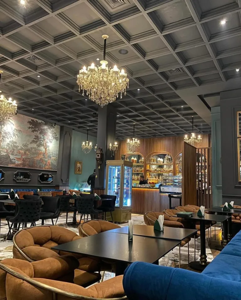 Le Cavalli, Fez: A Modern Café-Restaurant in Ville Nouvelle