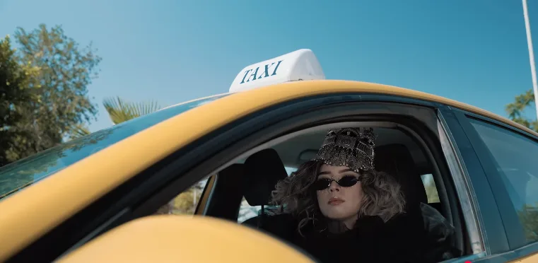 Hajar Adnane Unveils ‘Taxi 3omomi’ With Street-Pop Flair