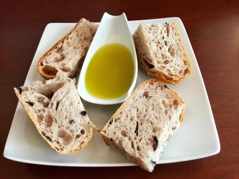 Why Moroccans Dip Bread in Olive Oil: What It Does for Healthy Aging