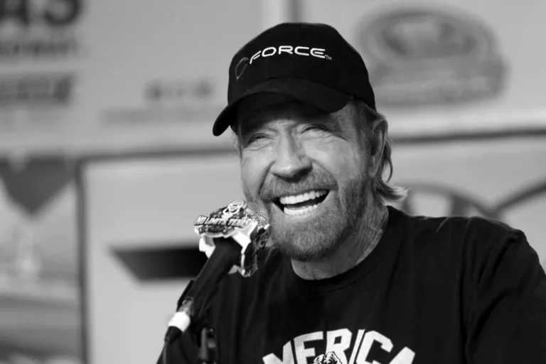 Action Icon Chuck Norris Dies at 86