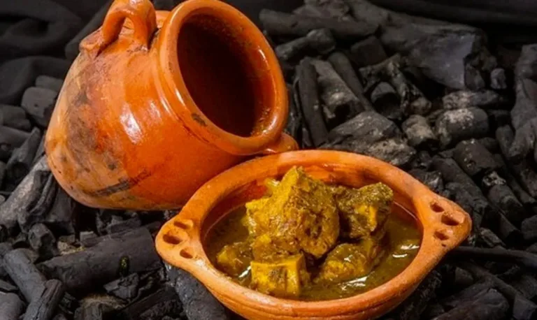 Moroccan Tangia: A Traditional Marrakech Dish