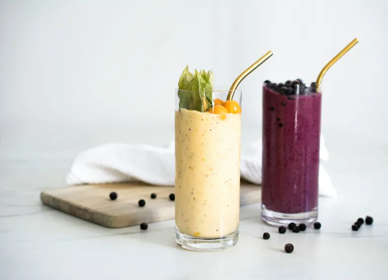 A Simple Smoothie to Cool Down This Summer