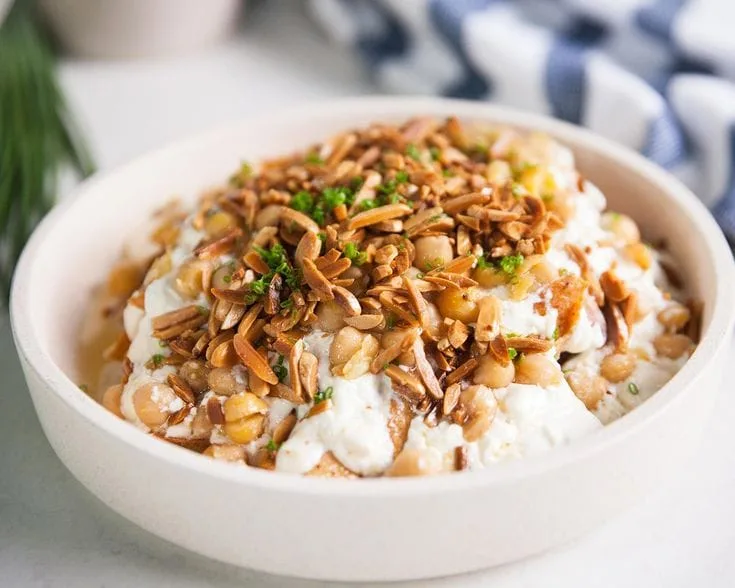 How to Make Syrian Chicken Fatteh