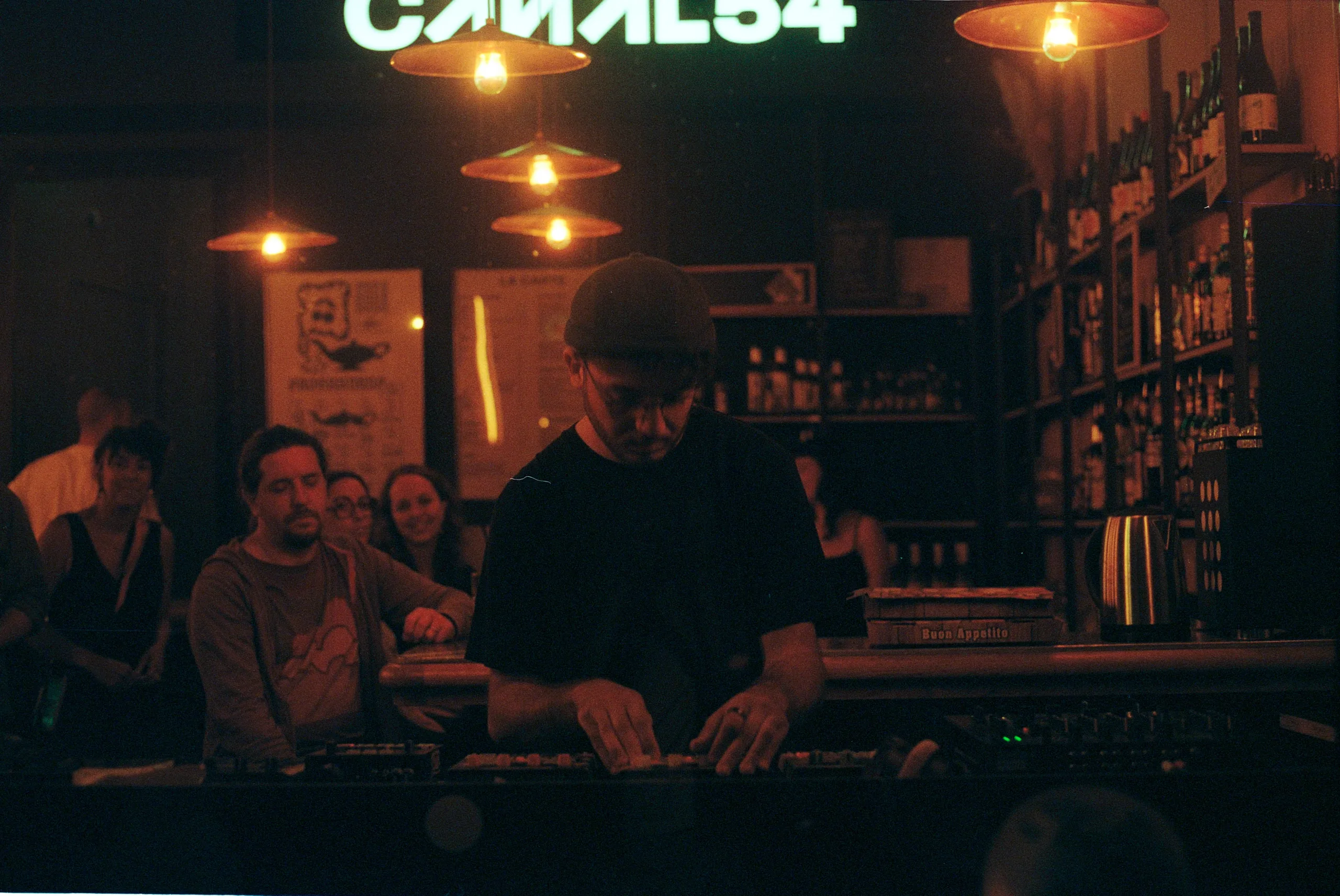 Saib performing live courtesy of Saib