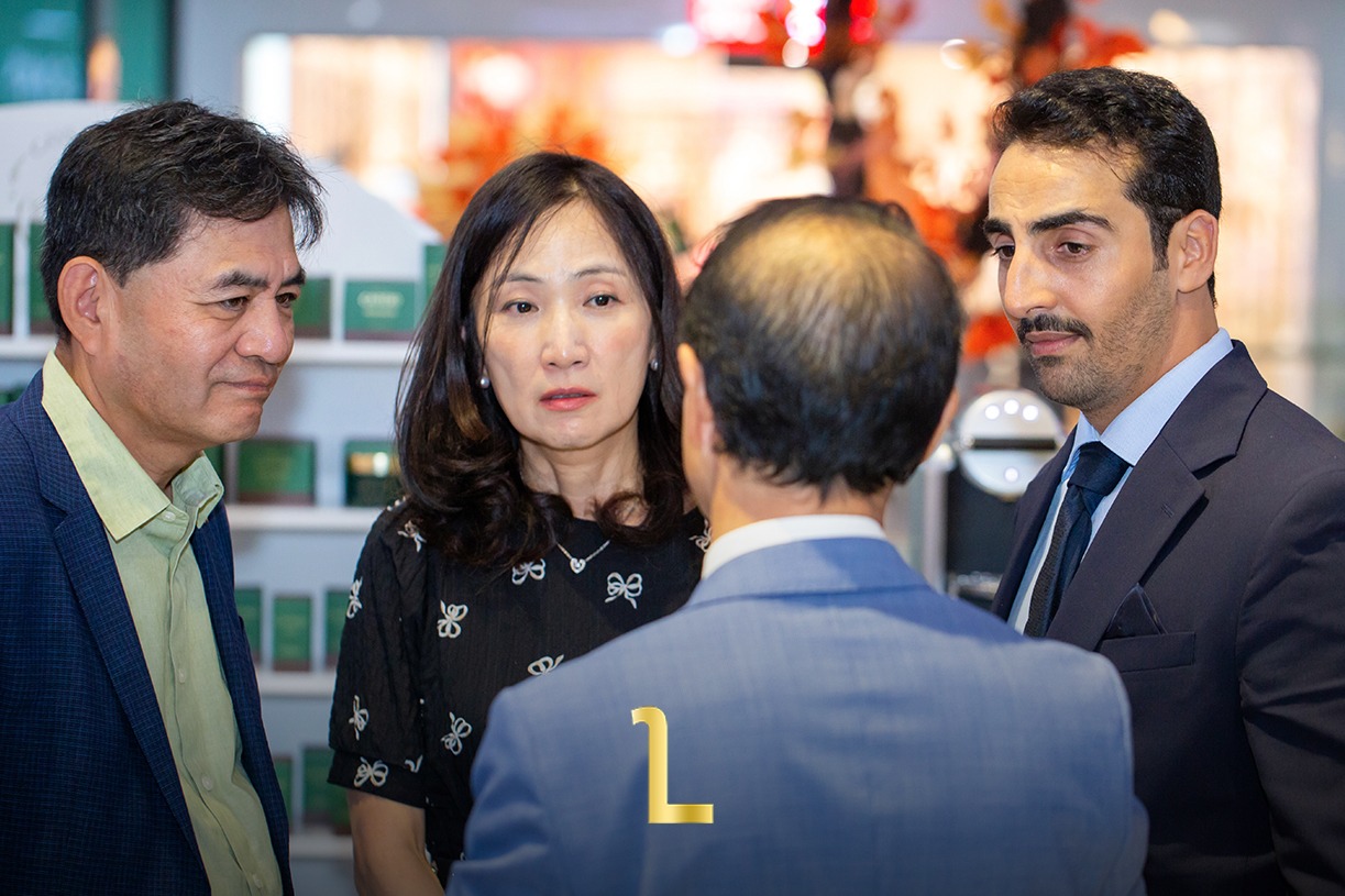 Aziz Kechchachte with Peter Choi, South Korea’s Ambassador to Morocco Yeon-jean Yoon, and the ambassador’s wife during the K-Beauty pop-up in Rabat / MWN Photography team