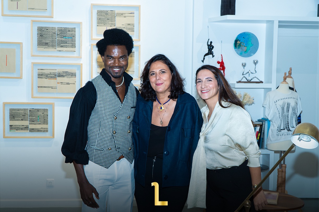 Abla Ababou, founder of Abla Ababou Galerie, welcomes attendees to the opening of Moroccan artist Abdessamad Bouysramne’s solo exhibition, “Arraqîm,” in Rabat. / MWN Photography Team